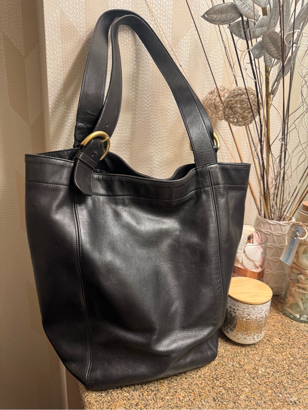 Coach‎ Large Soho Classic Black Leather Tote Bag with Gold Hardware**read**